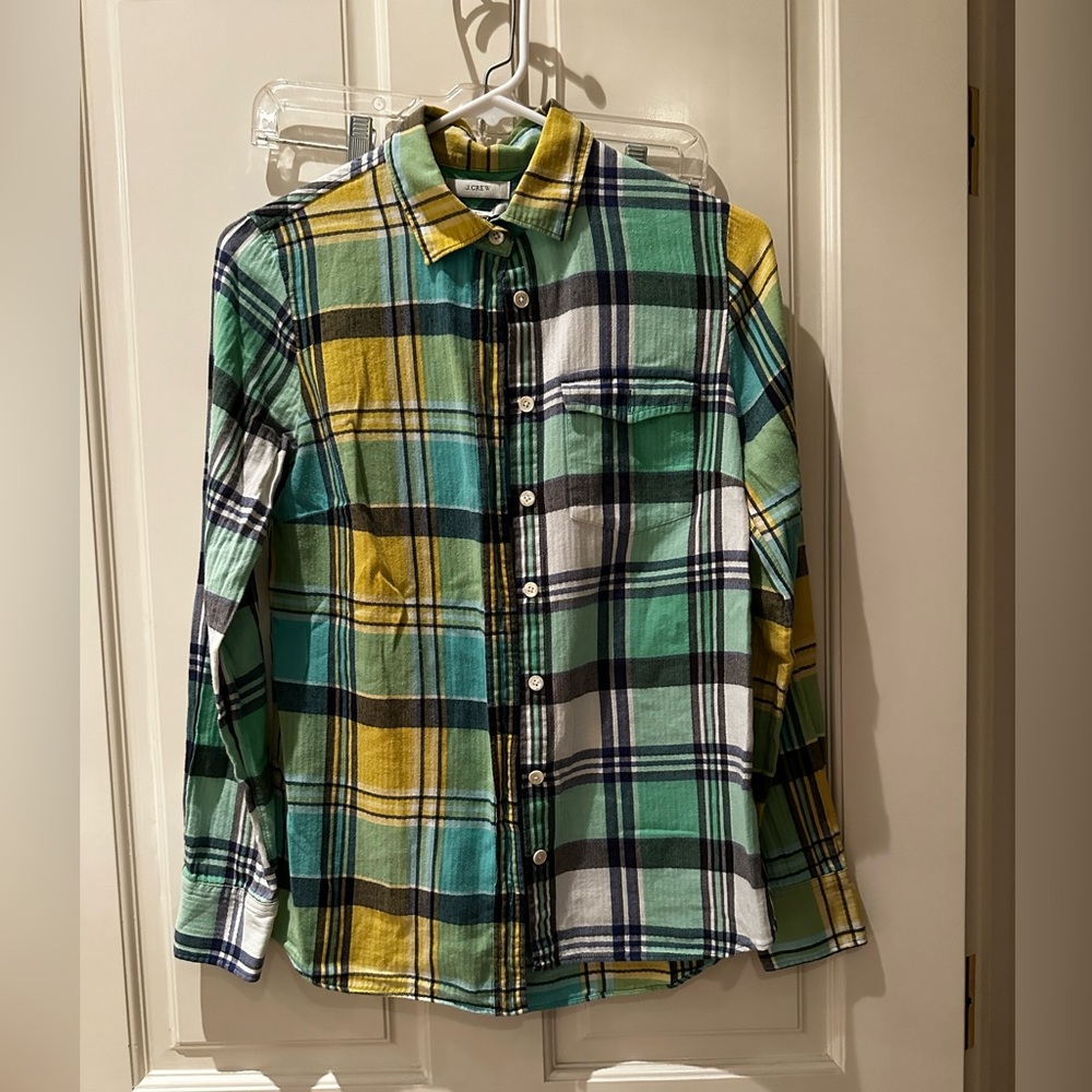 Women’s J.Crew plaid, flannel shirt. Size 0.